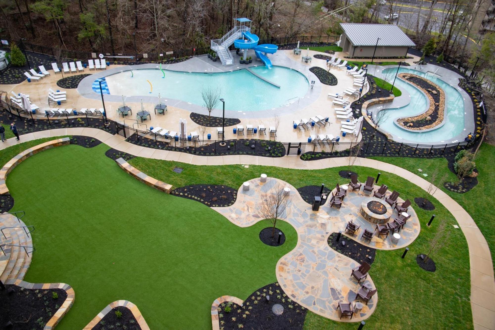 Embassy Suites By Hilton Gatlinburg Resort Exterior foto